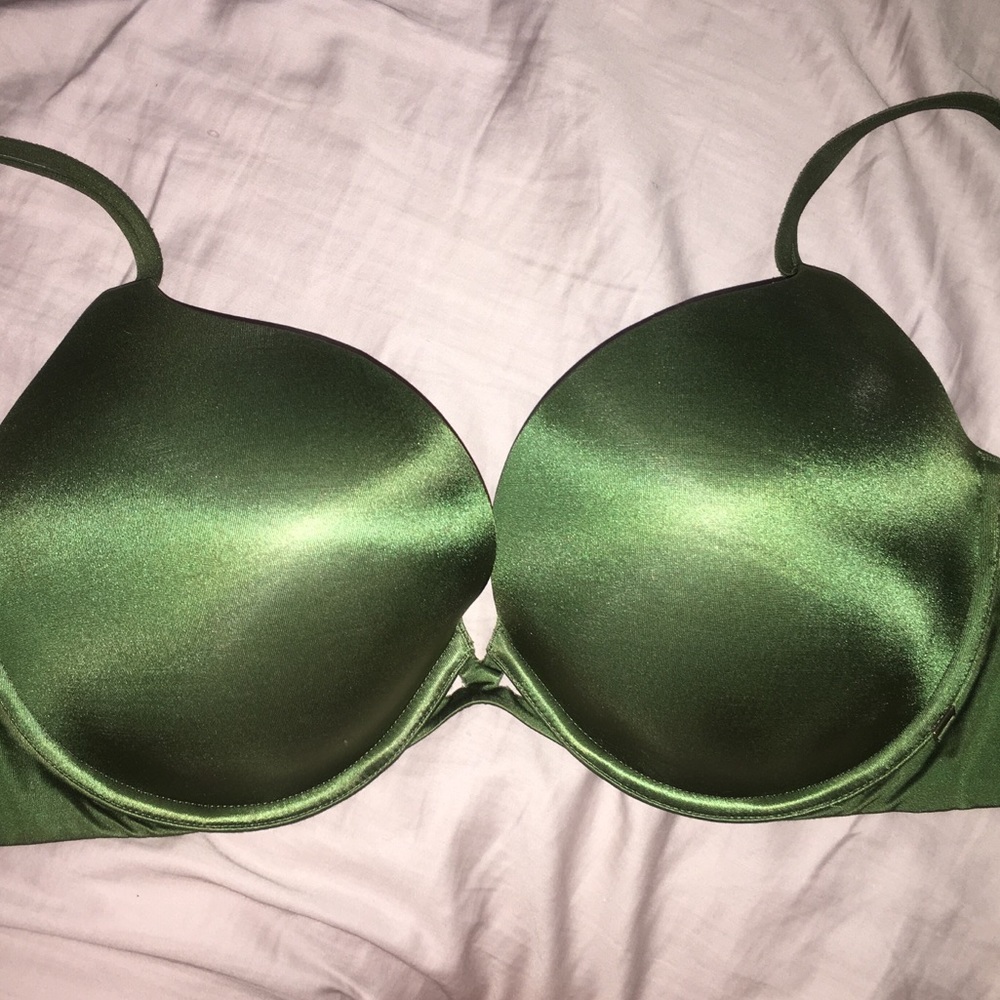 Victoria’s secret bra